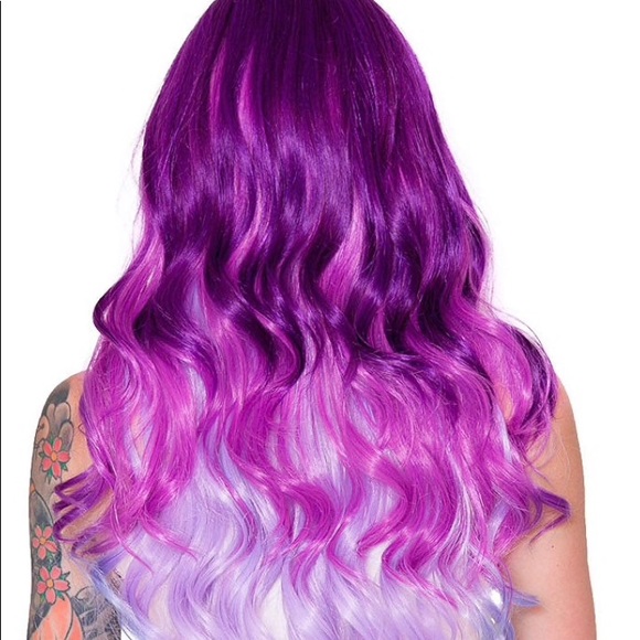 SOLD *new* purple ombré curly wig - Picture 2 of 2